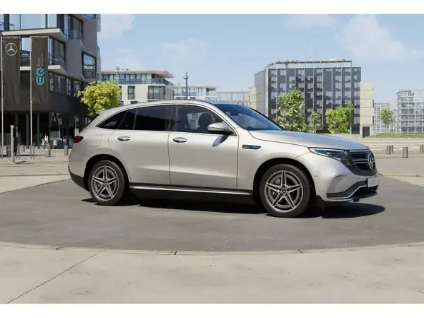 MERCEDES-BENZ EQC 400 4M AMG LINE (3/9)