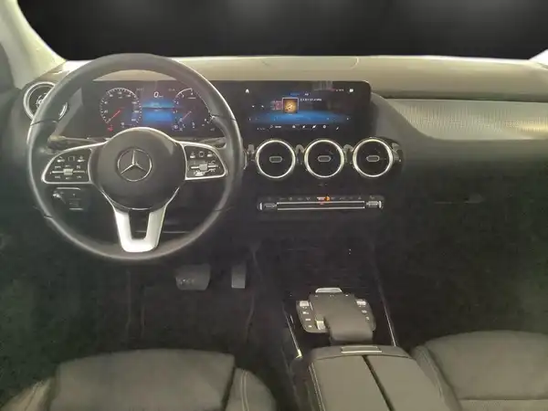 MERCEDES-BENZ GLA 200 (14/17)