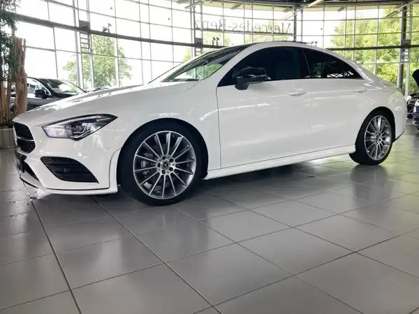 MERCEDES-BENZ CLA 200 D (16/20)