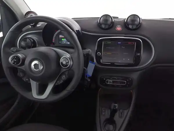 SMART EQ FORTWO (5/7)